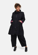 'Livia' Mellansäsongsparkas – mjuk, detaljrik & modern