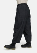 'Lunel' Broek – modern, comfortabel & met opvallende structuur