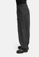 'Cleo' housut – leveä siluetti & joustava vyötärönauha