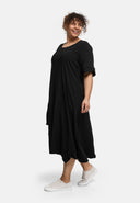 Gúna 'Valeria' – sreabhach, nua-aimseartha & baininscneach