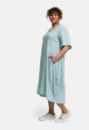 'Viona' klänningar – flytande, chic & feminin