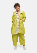 'Livia' Mellansäsongsparkas – mjuk, detaljrik & modern