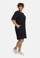 'Crissa' mekko – pliseerattu, pehmeä & vartaloa imarteleva