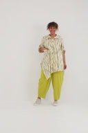 Pantalones 'Livia' – Corte amplio, diseño limpio y elástico