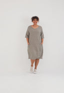 Robe « Olina » – légère, structurée et en maille extensible douce