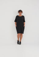 Robe « Crissa » – plissée, douce et flatteuse pour la silhouette